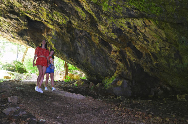 Pećina (Cave) in Ličko Lešće