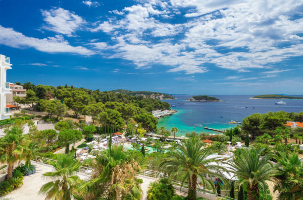 Sunčani Hvar – experience spring on the sunniest island